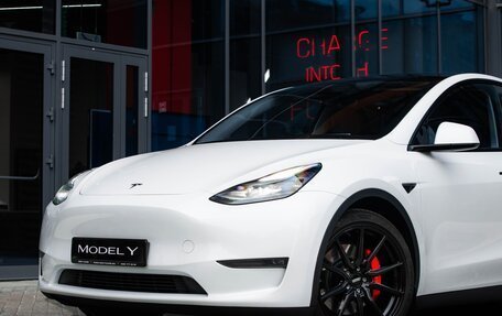 Tesla Model Y I, 2022 год, 6 000 000 рублей, 6 фотография