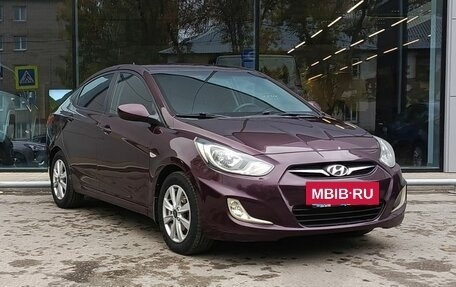 Hyundai Solaris II рестайлинг, 2012 год, 710 000 рублей, 3 фотография