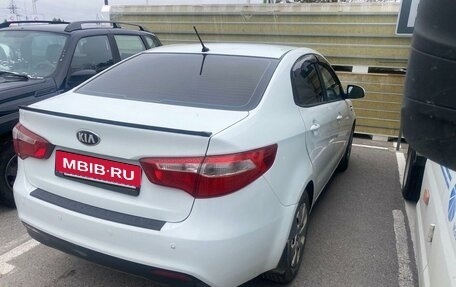 KIA Rio III рестайлинг, 2013 год, 900 000 рублей, 5 фотография