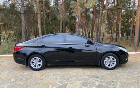 Hyundai Sonata VI, 2011 год, 1 400 000 рублей, 4 фотография