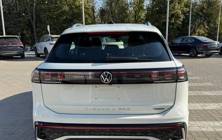 Volkswagen Tiguan, 2024 год, 6 390 000 рублей, 9 фотография