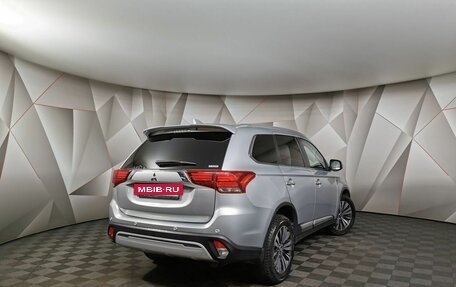 Mitsubishi Outlander III рестайлинг 3, 2019 год, 3 199 000 рублей, 2 фотография