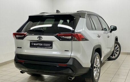 Toyota RAV4, 2019 год, 4 200 000 рублей, 4 фотография