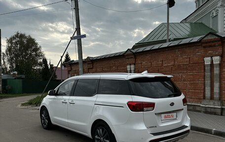 KIA Carnival III, 2017 год, 3 400 000 рублей, 5 фотография