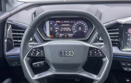 Audi Q4 e-tron, 2024 год, 5 150 000 рублей, 24 фотография