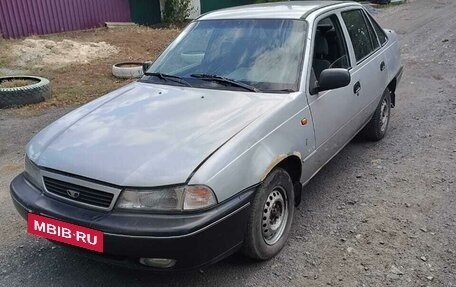 Daewoo Nexia I рестайлинг, 2002 год, 160 000 рублей, 4 фотография