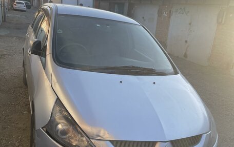 Mitsubishi Grandis, 2003 год, 515 000 рублей, 2 фотография