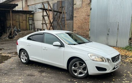 Volvo S60 III, 2011 год, 950 000 рублей, 10 фотография