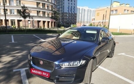 Jaguar XE I рестайлинг, 2016 год, 2 350 000 рублей, 2 фотография