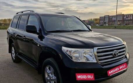 Toyota Land Cruiser 200, 2010 год, 2 600 000 рублей, 9 фотография