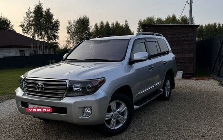 Toyota Land Cruiser 200, 2013 год, 4 600 000 рублей, 2 фотография