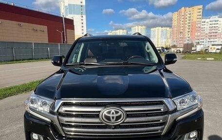 Toyota Land Cruiser 200, 2016 год, 5 740 000 рублей, 7 фотография