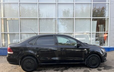 Volkswagen Polo VI (EU Market), 2011 год, 650 000 рублей, 2 фотография