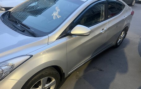 Hyundai Elantra V, 2013 год, 1 300 000 рублей, 2 фотография