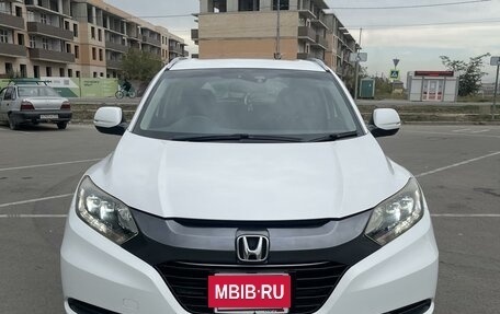 Honda Vezel, 2014 год, 1 650 000 рублей, 2 фотография