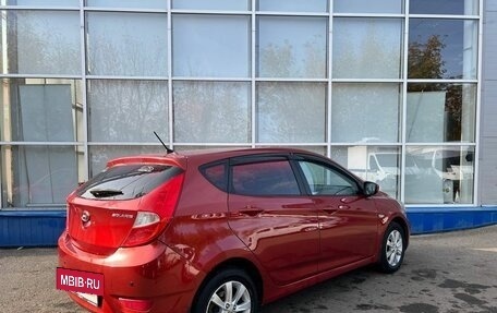 Hyundai Solaris II рестайлинг, 2011 год, 695 000 рублей, 3 фотография