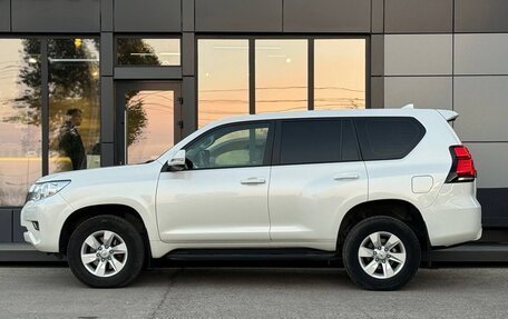 Toyota Land Cruiser Prado 150 рестайлинг 2, 2020 год, 6 200 000 рублей, 6 фотография