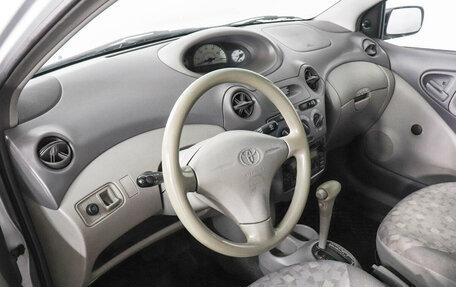 Toyota Echo, 2001 год, 460 000 рублей, 9 фотография