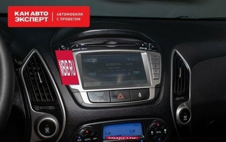 Hyundai ix35 I рестайлинг, 2013 год, 1 400 000 рублей, 12 фотография