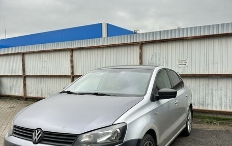 Volkswagen Polo VI (EU Market), 2011 год, 650 000 рублей, 1 фотография