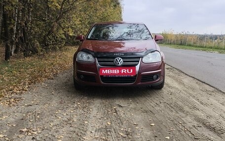 Volkswagen Jetta VI, 2010 год, 620 000 рублей, 4 фотография