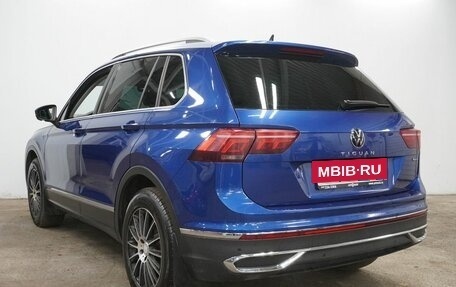 Volkswagen Tiguan II, 2021 год, 3 600 000 рублей, 6 фотография