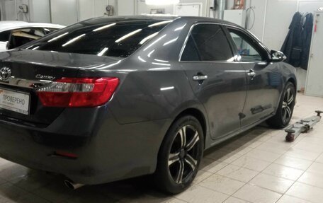 Toyota Camry, 2011 год, 1 530 000 рублей, 3 фотография