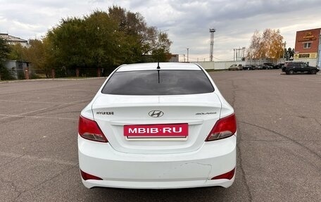 Hyundai Solaris II рестайлинг, 2015 год, 650 000 рублей, 4 фотография