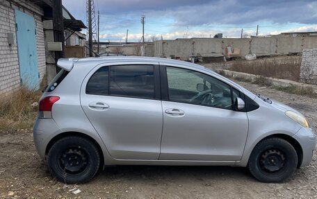 Toyota Vitz, 2010 год, 600 000 рублей, 16 фотография