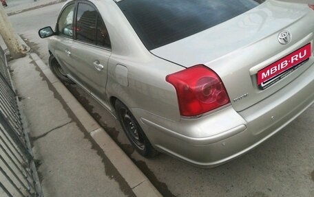 Toyota Avensis III рестайлинг, 2004 год, 335 000 рублей, 4 фотография