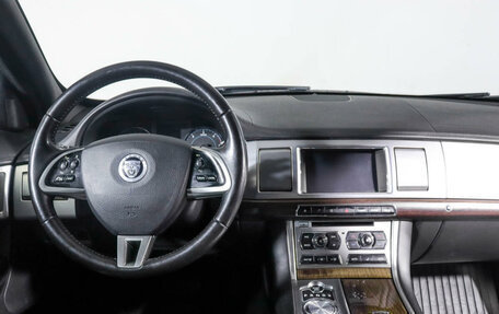 Jaguar XF I рестайлинг, 2011 год, 1 995 000 рублей, 12 фотография