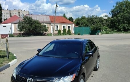 Toyota Camry, 2008 год, 1 350 000 рублей, 2 фотография