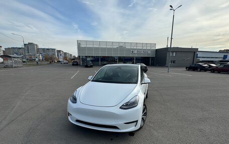 Tesla Model Y I, 2023 год, 6 100 000 рублей, 4 фотография