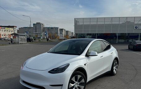 Tesla Model Y I, 2023 год, 6 100 000 рублей, 2 фотография