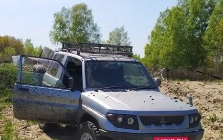 Mitsubishi Pajero iO, 1998 год, 550 000 рублей, 1 фотография