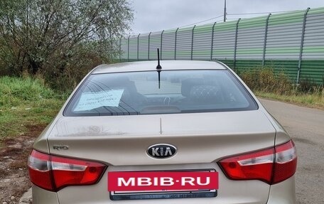 KIA Rio III рестайлинг, 2013 год, 1 000 000 рублей, 5 фотография