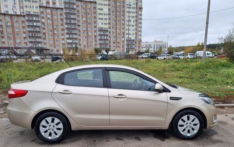 KIA Rio III рестайлинг, 2013 год, 1 000 000 рублей, 7 фотография