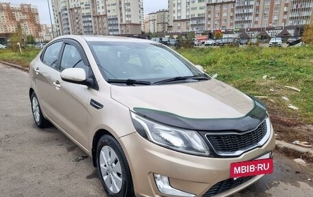 KIA Rio III рестайлинг, 2013 год, 1 000 000 рублей, 8 фотография