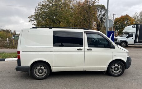 Volkswagen Transporter T5 рестайлинг, 2007 год, 930 000 рублей, 2 фотография