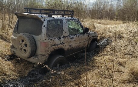 Mitsubishi Pajero iO, 1998 год, 550 000 рублей, 6 фотография