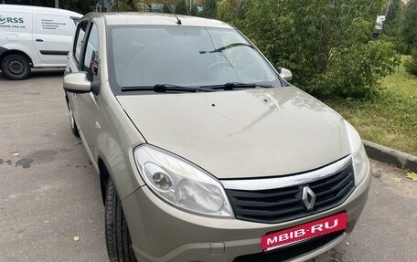 Renault Logan I, 2011 год, 590 000 рублей, 7 фотография