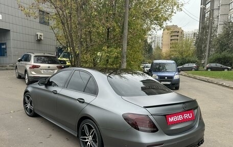 Mercedes-Benz E-Класс, 2016 год, 4 950 000 рублей, 5 фотография