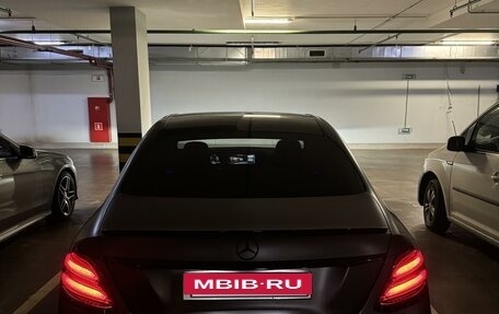 Mercedes-Benz E-Класс, 2016 год, 4 950 000 рублей, 14 фотография