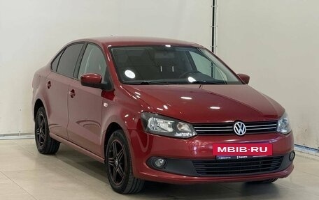 Volkswagen Polo VI (EU Market), 2013 год, 1 125 000 рублей, 2 фотография