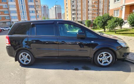 Opel Zafira B, 2010 год, 750 000 рублей, 2 фотография