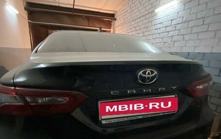 Toyota Camry, 2018 год, 3 375 000 рублей, 12 фотография