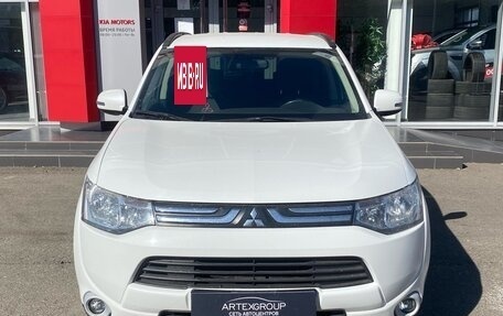 Mitsubishi Outlander III рестайлинг 3, 2012 год, 1 462 000 рублей, 2 фотография