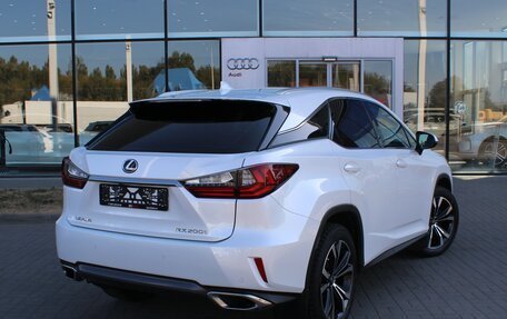 Lexus RX IV рестайлинг, 2017 год, 4 550 000 рублей, 5 фотография