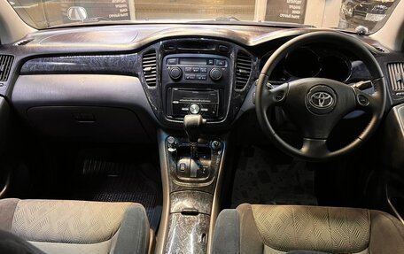 Toyota Kluger I, 2000 год, 1 249 000 рублей, 16 фотография