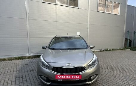 KIA cee'd III, 2012 год, 1 095 000 рублей, 2 фотография